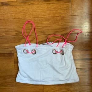 NWT Emma and Sam crop top